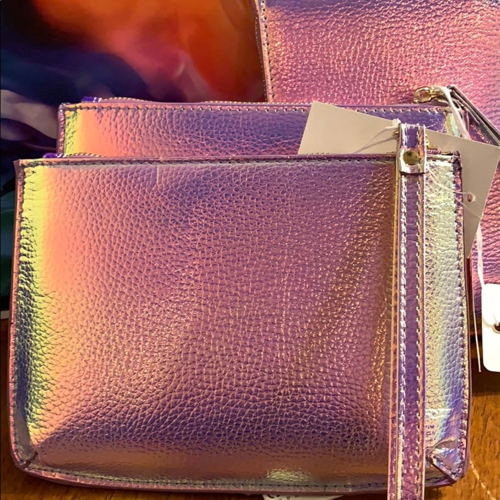 UE cutch wristlet